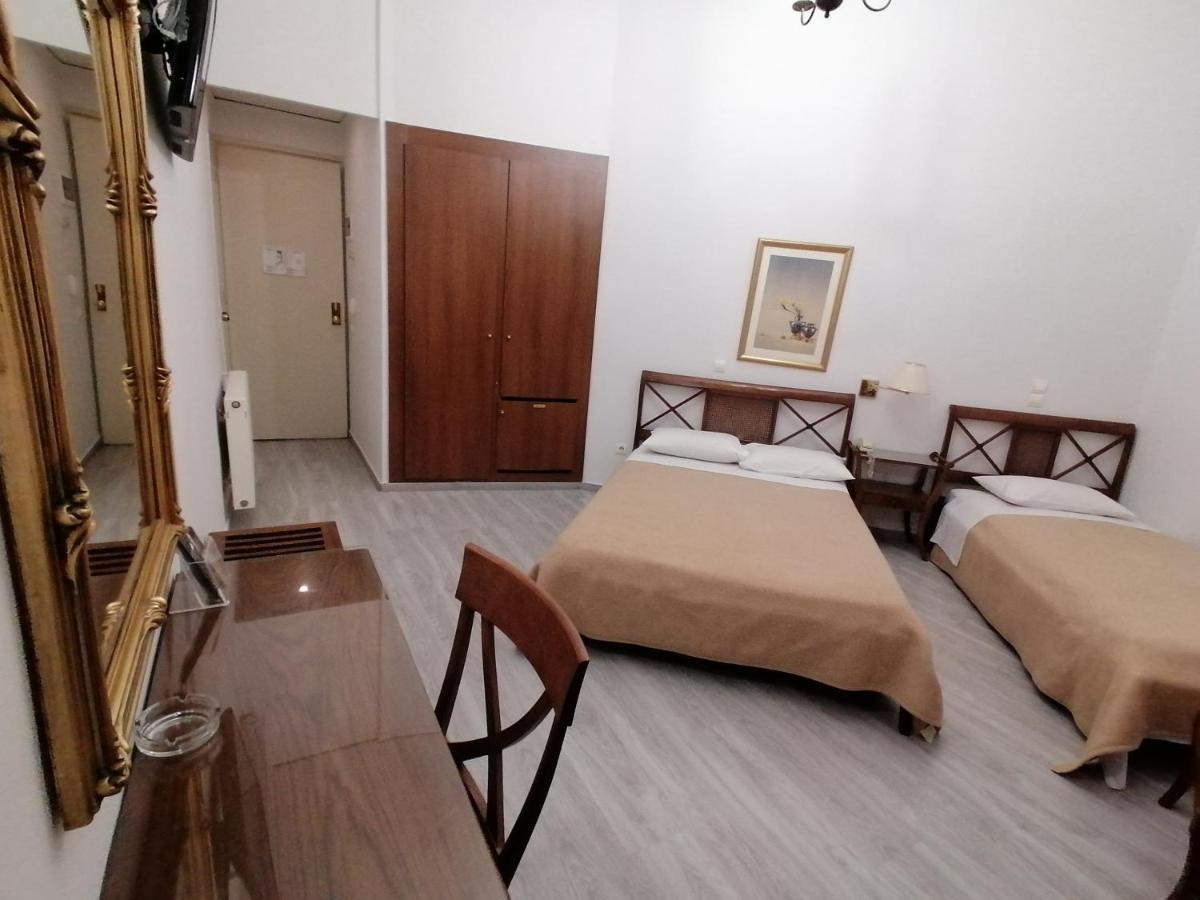 Hotel Galaxias Agrinio Bagian luar foto