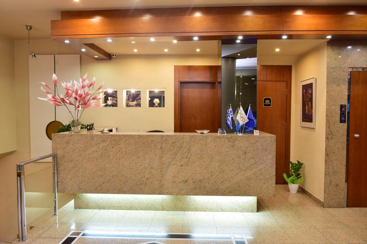 Hotel Galaxias Agrinio Bagian luar foto